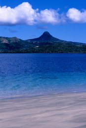 Bay;-Beach;-Comoros-Archipelago;-Cumulus;-France;-Indian-Ocean;-Kaleidos;-Kaleidos-images;-La-parole-à-limage;-Landscape;-Laurent-Abad;-Mayotte;-Peak;-Sea;-Stories-Pictures